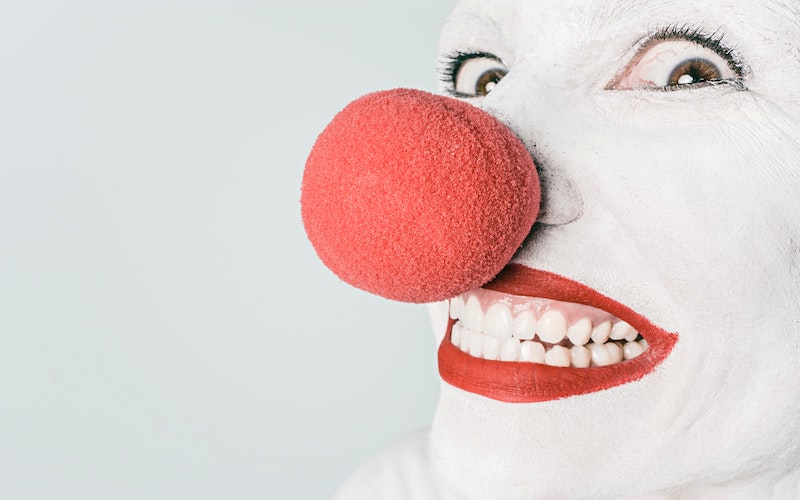 clown dating app